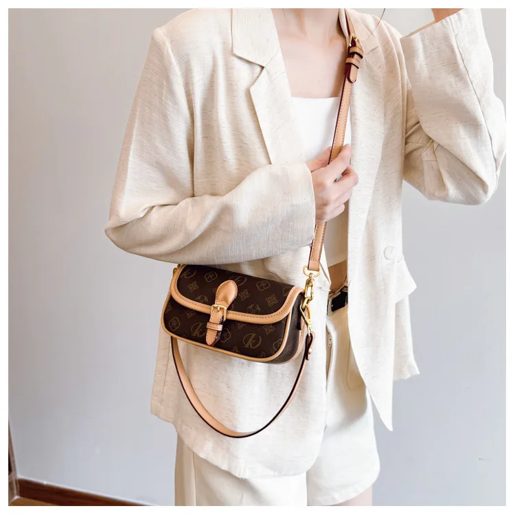 Custom 1:1 Luxury Fashion Women's Chain Handbag Leather Girls Shoulder Messenger Bag Brand lightweight Commuting Bag Square Bag Custom 1:1 Luxury Fashion Women's Chain Handbag Leather Girls Shoulder Messenger Bag Brand lightweight Commuting Bag Square Bag