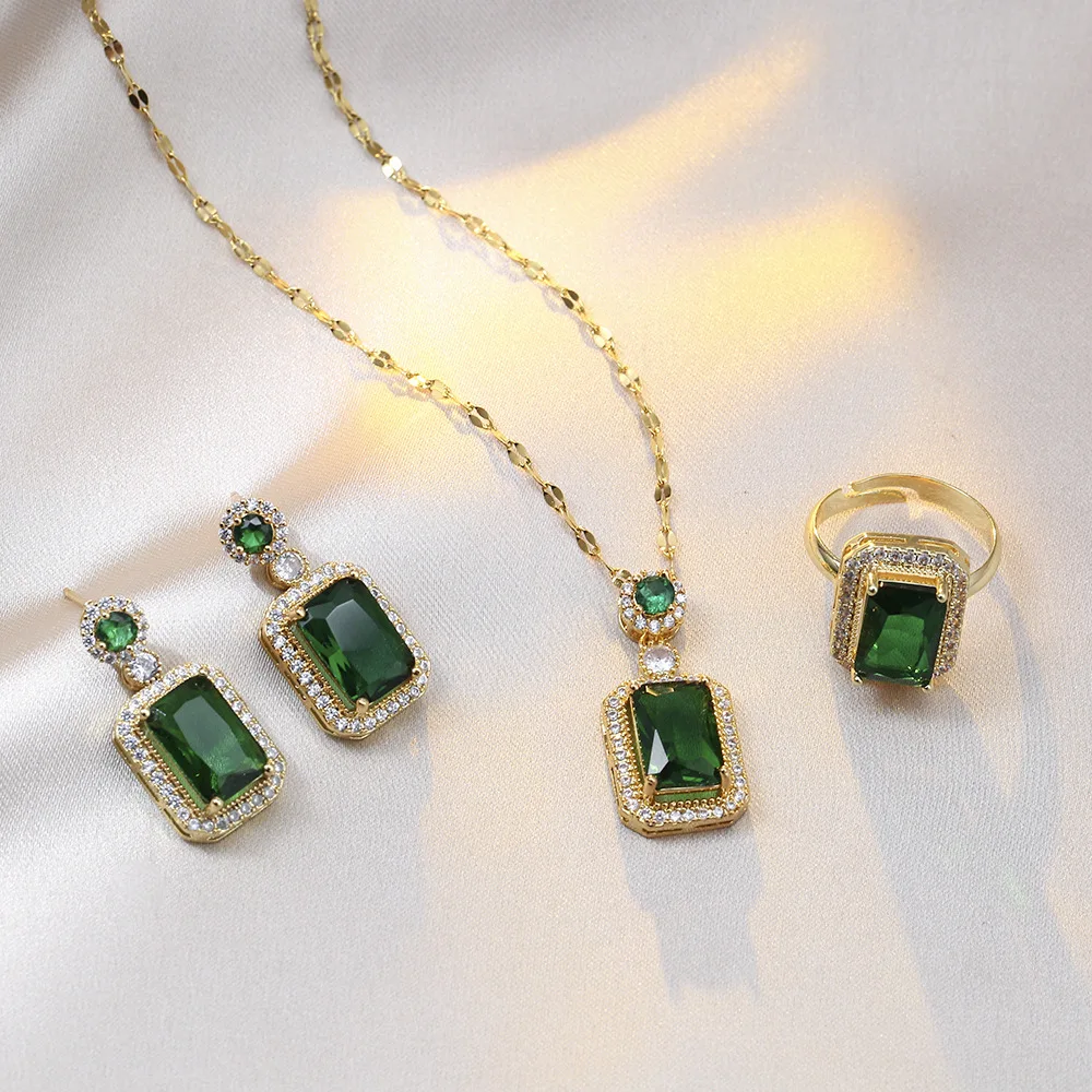 4PCS Sets Exquisite Quadrate Rhinestone Necklace Earrings Ring Jewelry Set Charm Ladies Jewelry Fashion Bridal Gifts 4PCS Sets Exquisite Quadrate Rhinestone Necklace Earrings Ring Jewelry Set Charm Ladies Jewelry Fashion Bridal Gifts