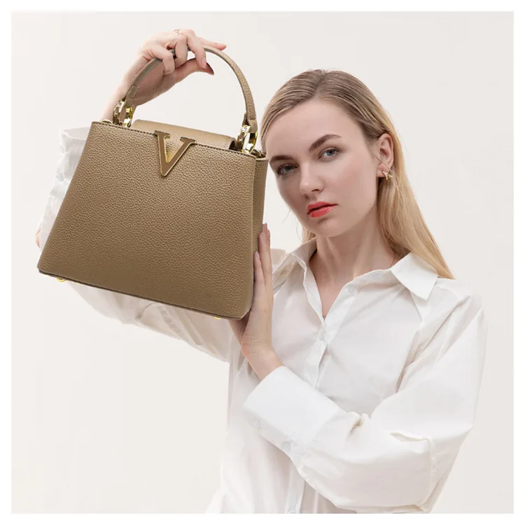 New Summer Versatile Women's Bag High-end Sense Exquisite Handbag Crossbody Commuter Women's Bag